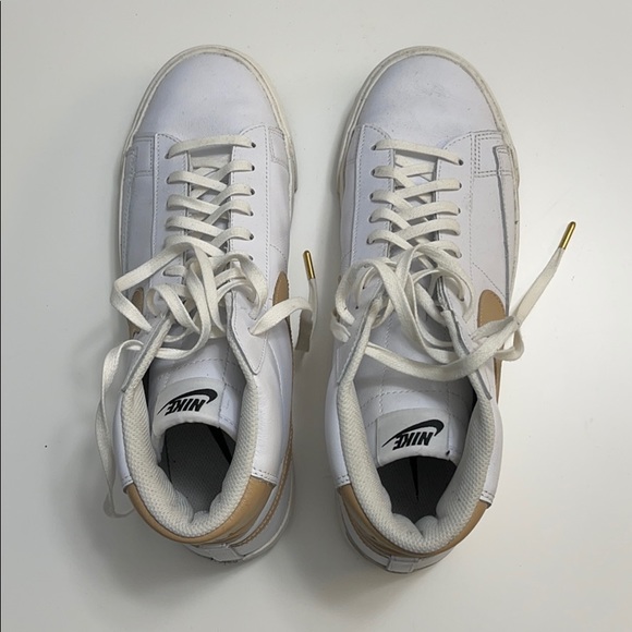 Nike Blazer, White and Tan. Size 9. - Picture 2 of 2